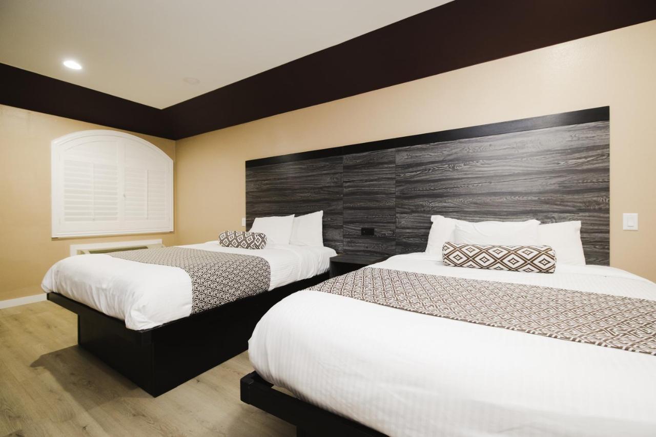 Sapphire Inn & Suites Channelview Bagian luar foto